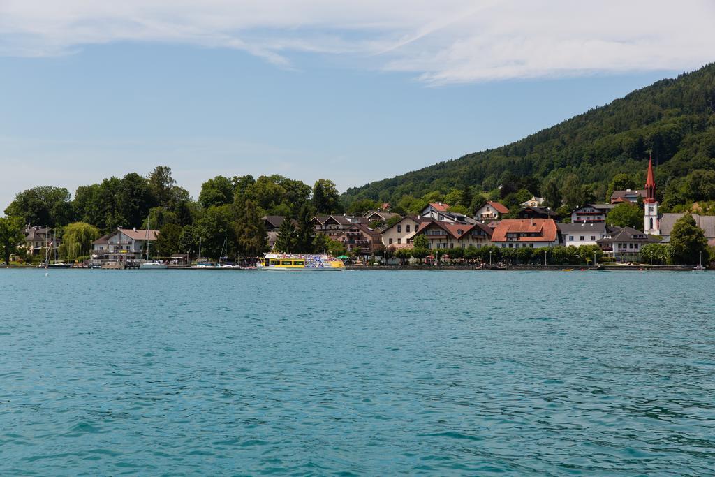 Atterseepension Attersee am Attersee エクステリア 写真